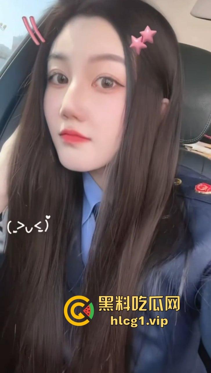 路虎女王之后山东再上大分！烟台民警游敏岑高铁上穿华伦天奴完成主人任务！-2